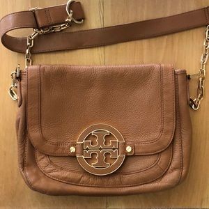 TORY BURCH || Amanda Crossbody